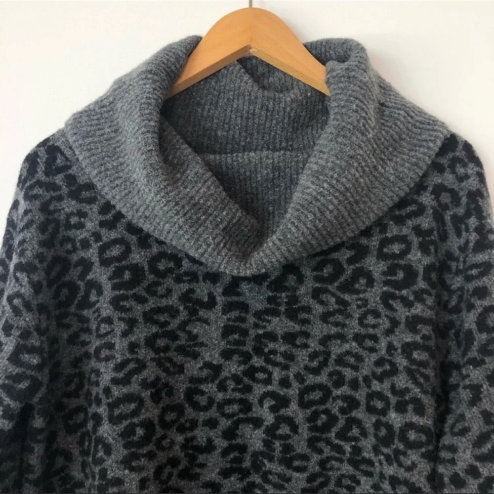 Anthropologie Emmy Cowl Neck Leopard Print Tunic Sweater NWT Size Small Petite - Picture 3 of 8